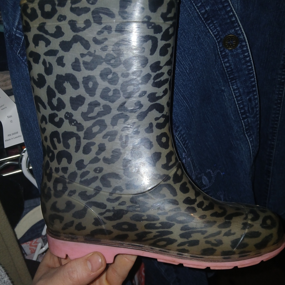 Roma Leopard Print Boots with Pink Soles
